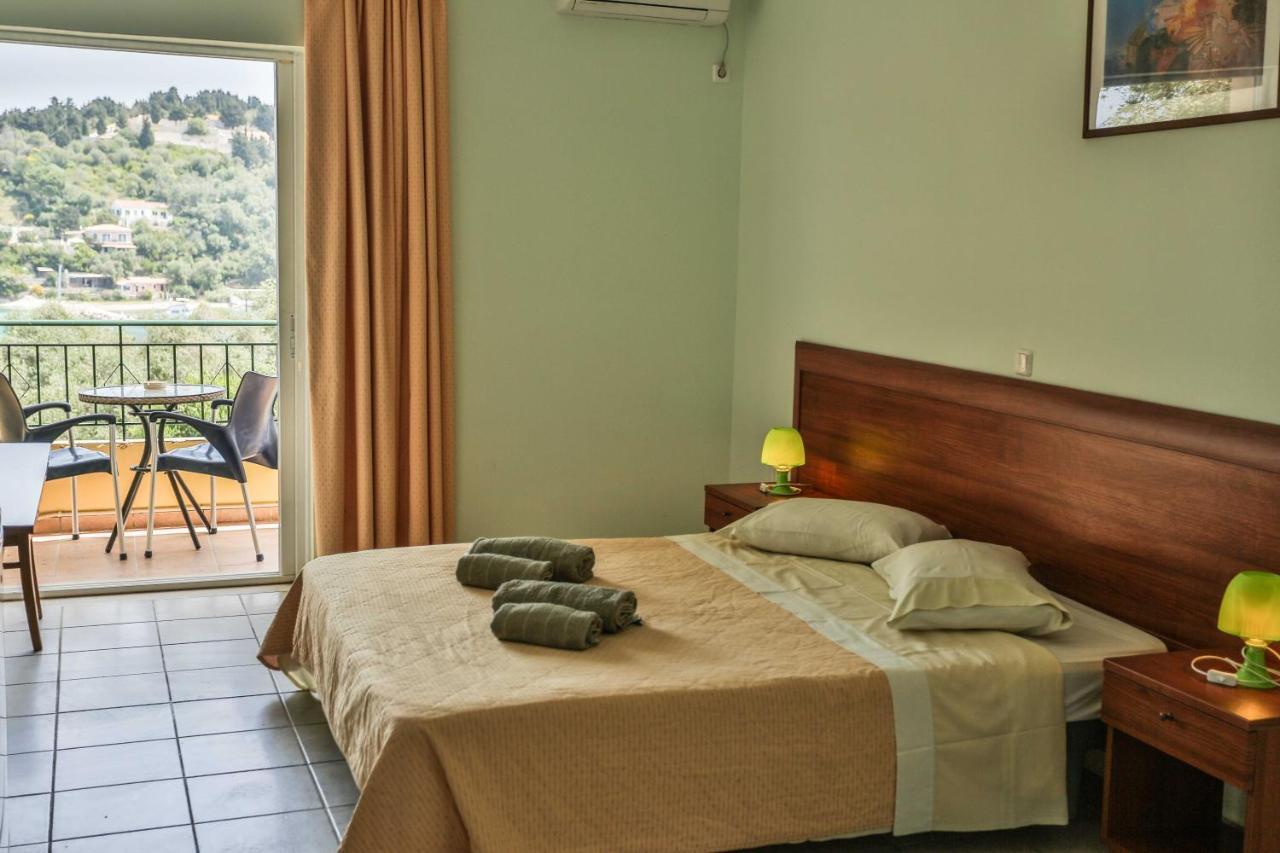 Amfitriti Hotel&studios Hotel Lákka