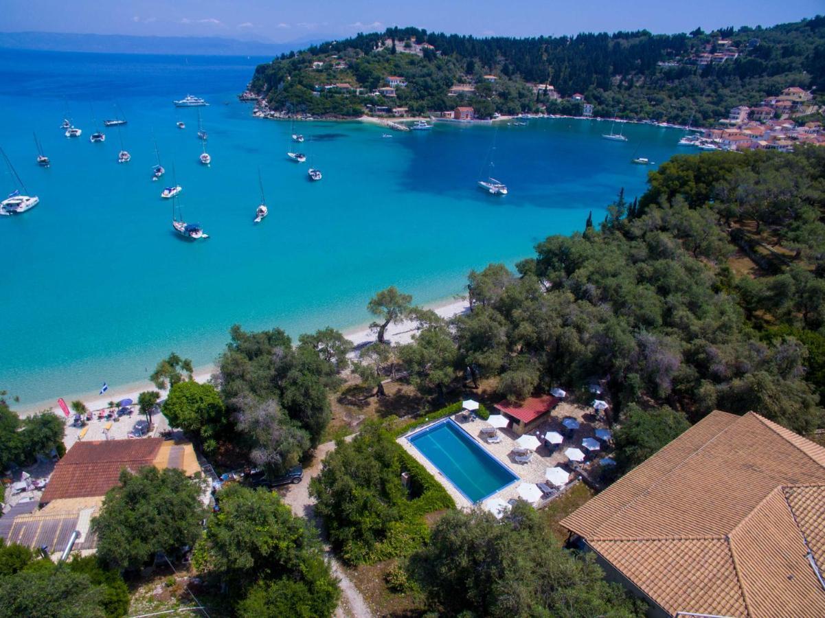 Amfitriti Hotel&studios Hotel 3*