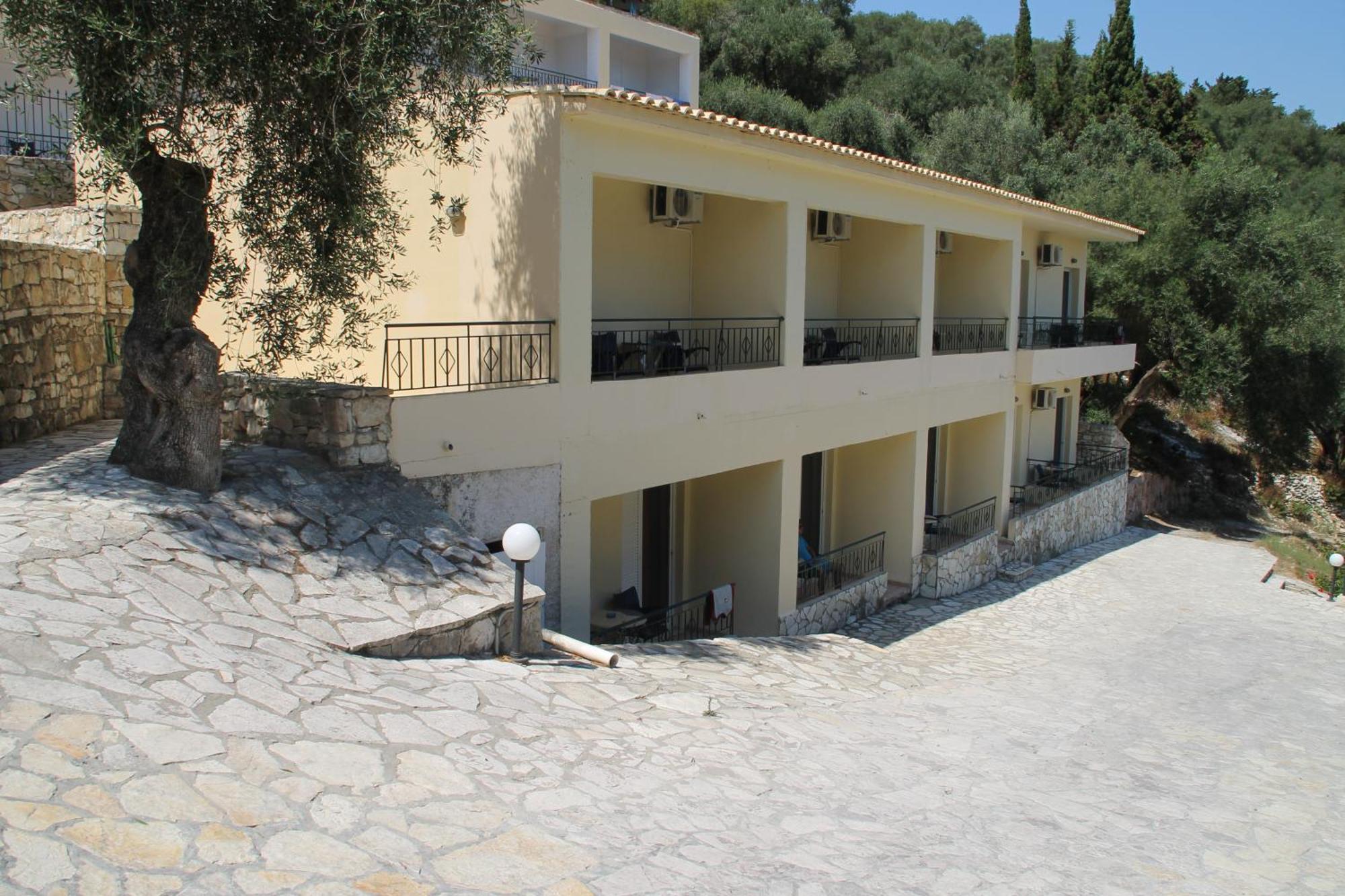 Hotel Amfitriti Hotel&studios